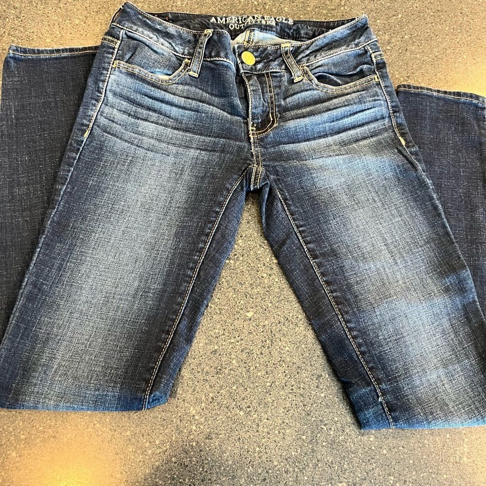American Eagle super stretch  mid rise Jeggings size 2